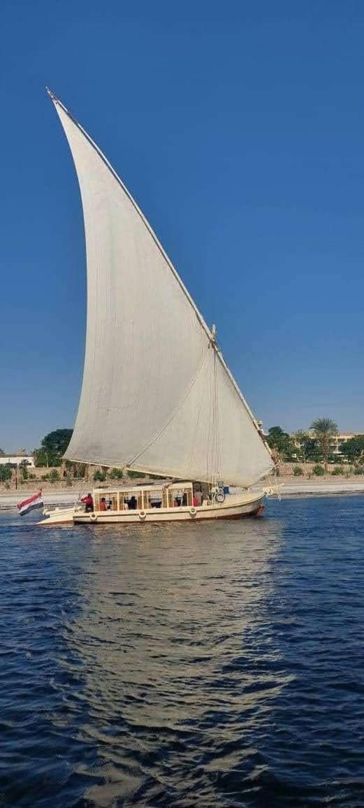 Sailing Spirit Hotel Aswan Exterior photo