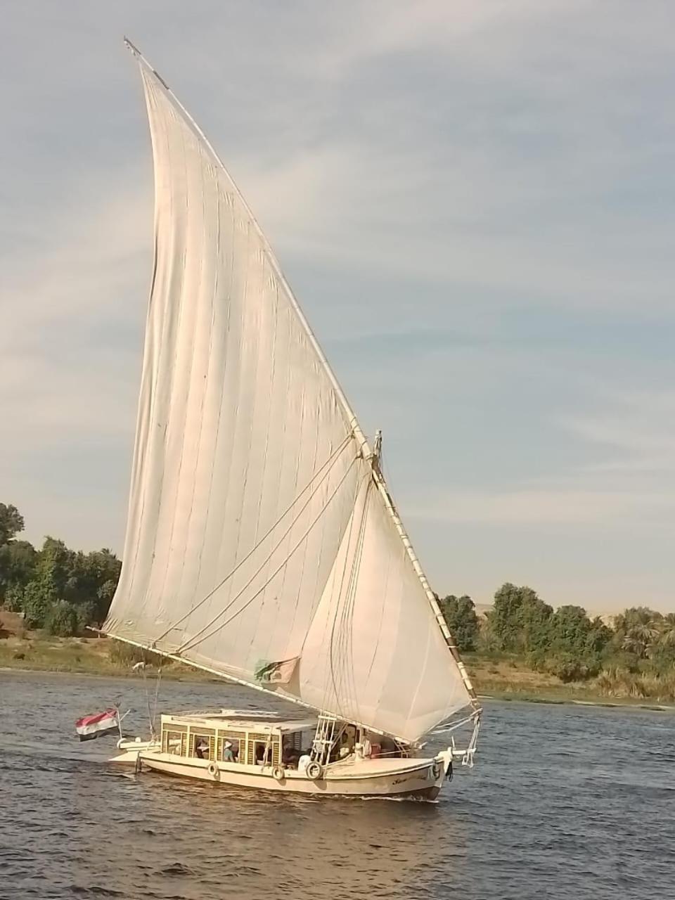 Sailing Spirit Hotel Aswan Exterior photo