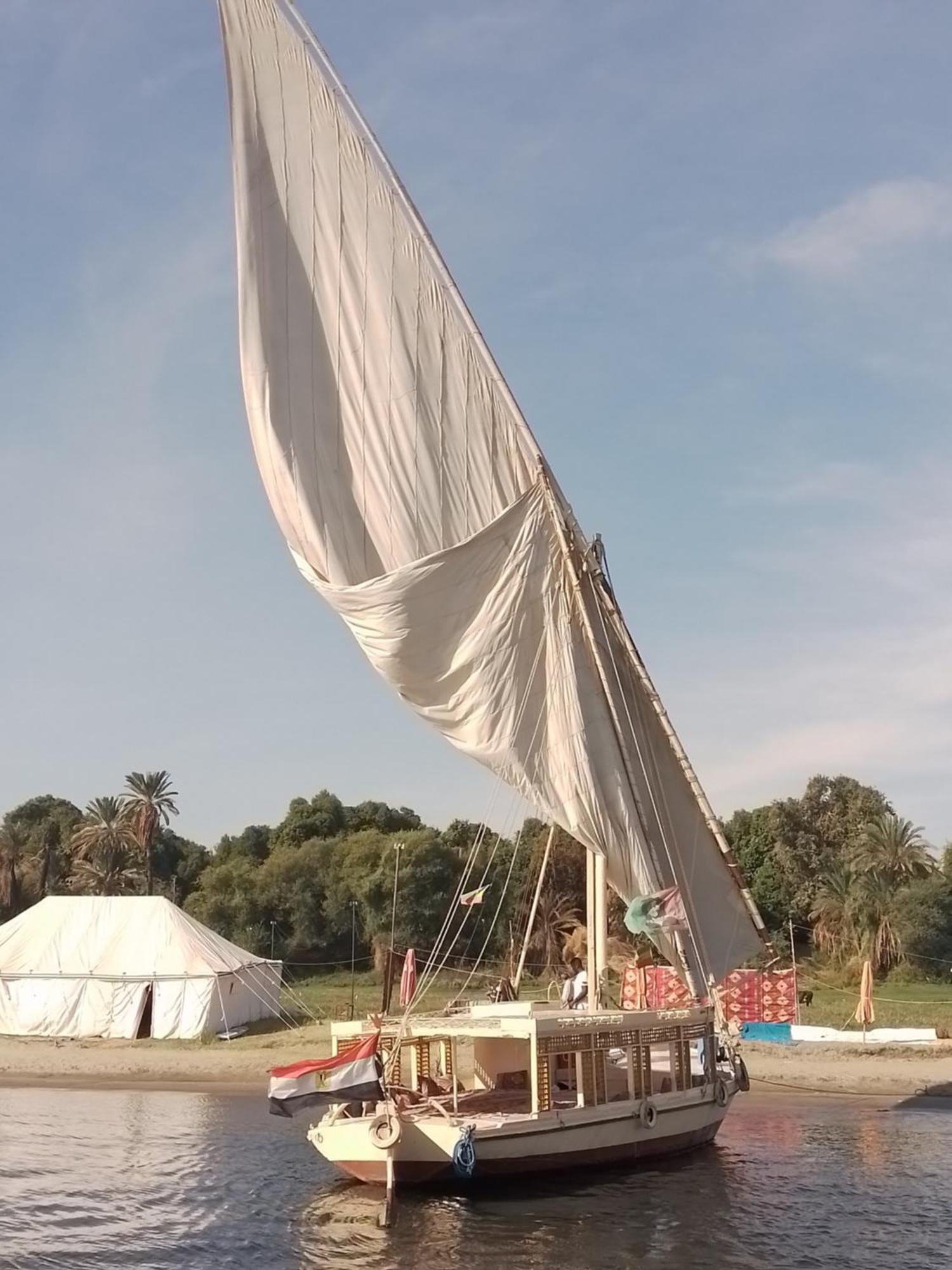 Sailing Spirit Hotel Aswan Exterior photo